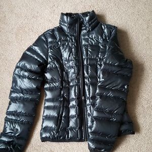 Lole black quilted packable jacket